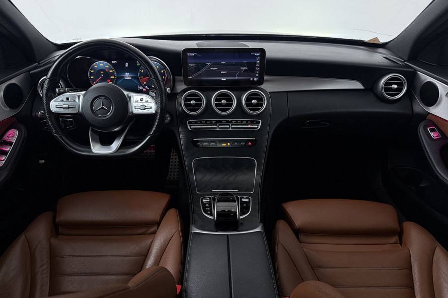 Mercedes-Benz C-Klasse Estate 180 Solution AMG (PANORAMADAK, SFEERVERLICHTING, ELEKT. STOELEN, MULTIBEAM KOPLAMPEN, CAMERA)