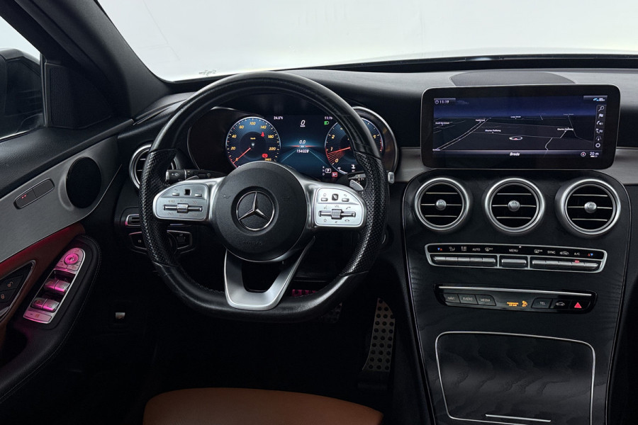 Mercedes-Benz C-Klasse Estate 180 Solution AMG (PANORAMADAK, SFEERVERLICHTING, ELEKT. STOELEN, MULTIBEAM KOPLAMPEN, CAMERA)