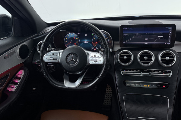 Mercedes-Benz C-Klasse Estate 180 Solution AMG (PANORAMADAK, SFEERVERLICHTING, ELEKT. STOELEN, MULTIBEAM KOPLAMPEN, CAMERA)