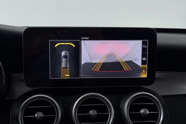 Mercedes-Benz C-Klasse Estate 180 Solution AMG (PANORAMADAK, SFEERVERLICHTING, ELEKT. STOELEN, MULTIBEAM KOPLAMPEN, CAMERA)