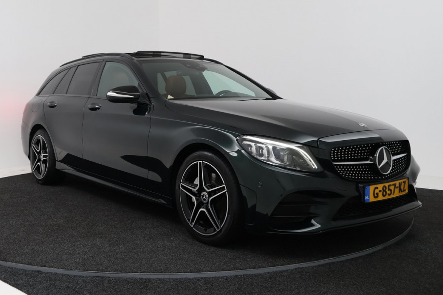 Mercedes-Benz C-Klasse Estate 180 Solution AMG (PANORAMADAK, SFEERVERLICHTING, ELEKT. STOELEN, MULTIBEAM KOPLAMPEN, CAMERA)