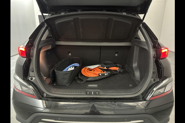 Hyundai Kona EV Limited 64 kWh | 49350 KM | Virtual Cockpit | Navigatiesysteem | Stoelverwarming | WORDT VERWACHT!