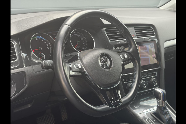Volkswagen e-Golf e-Golf SOH 91.07%,Navi,Carplay,Camera,Stoelverwarming,Clima,Cruise,Pdc,Lm velgen,Dealer Onderhouden,N.A.P,Apk tot 11-2026