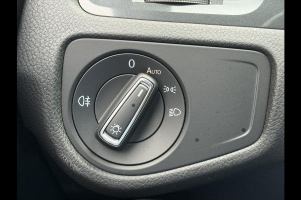 Volkswagen e-Golf e-Golf SOH 91.07%,Navi,Carplay,Camera,Stoelverwarming,Clima,Cruise,Pdc,Lm velgen,Dealer Onderhouden,N.A.P,Apk tot 11-2026