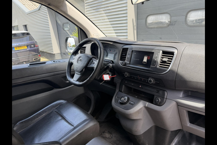 Opel Vivaro 2.0 CDTI L2H1 Edition Navigatie | Camera | DAB | Lederen Bekleding |