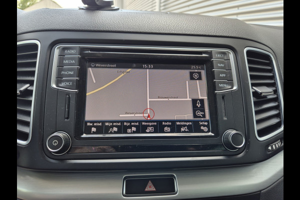 Volkswagen Sharan 1.4 TSI Comfortline 7persoons, Carplay/Andriod/Camera,LM velgen,stoelverwarming,Parkeerrsensoren V+A,