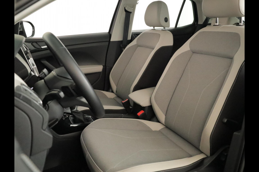 Volkswagen T-Cross 1.0 TSI Style 115PK DSG | Navigatie | Parkeercamera | 18"LM velgen | Matrix koplampen |