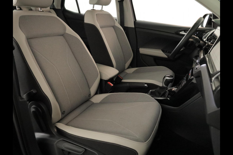 Volkswagen T-Cross 1.0 TSI Style 115PK DSG | Navigatie | Parkeercamera | 18"LM velgen | Matrix koplampen |