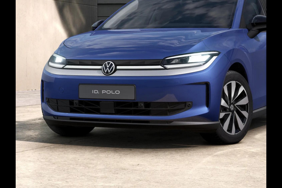 Volkswagen ID. Polo Life First Edition 52 kWh accu, 155 kW / 211 Achteruitrijcamera | Carplay | Stoelverwarming