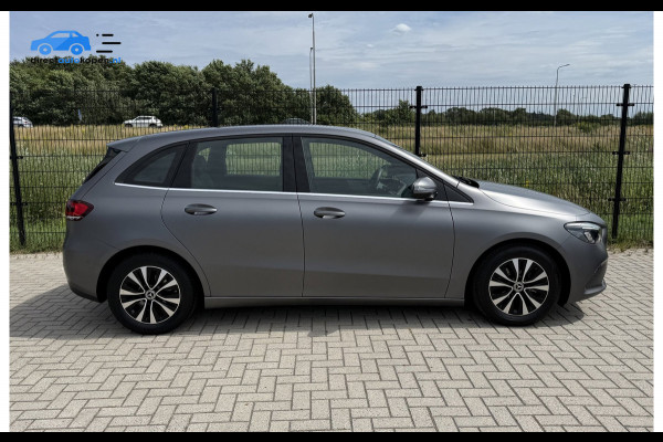 Mercedes-Benz B-Klasse 180 Business Solution Plus CarPlay | Camera | groot NAVI
