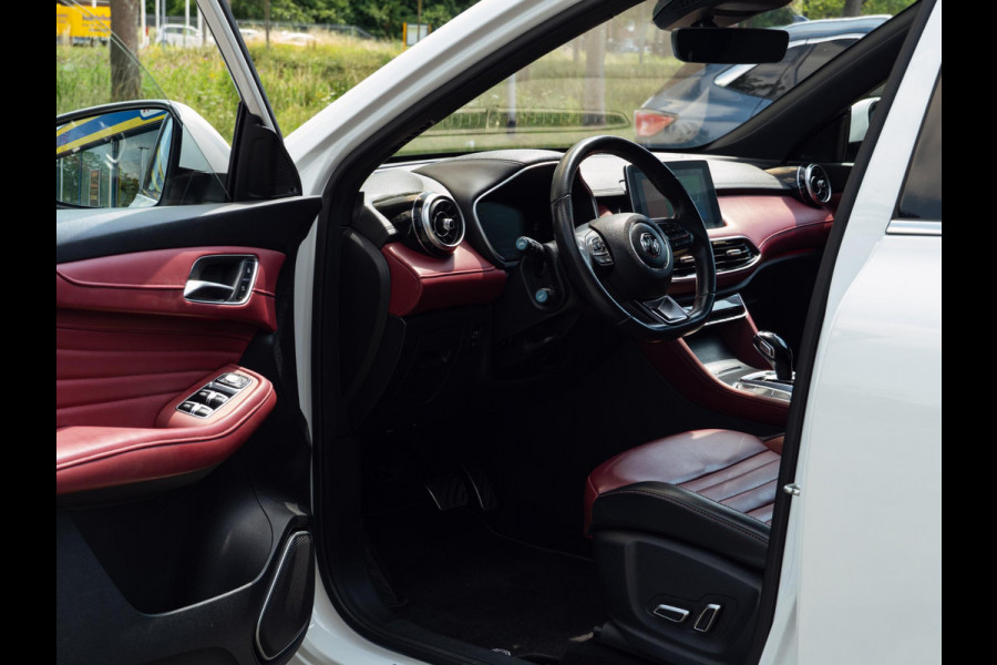 MG EHS 1.5 TGDI Luxury |Pano|Zwarte Hemel|360Cam|Carplay