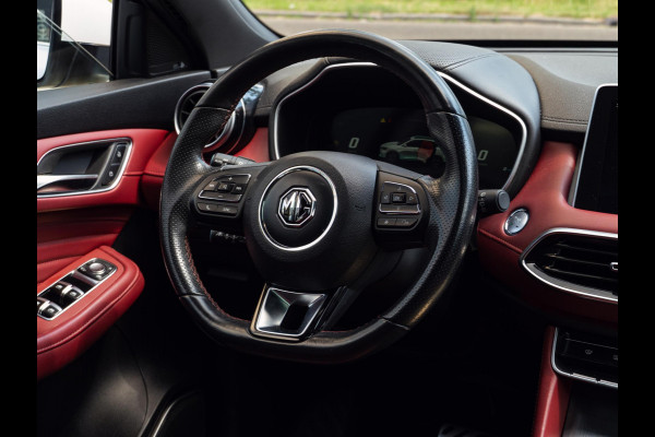 MG EHS 1.5 TGDI Luxury |Pano|Zwarte Hemel|360Cam|Carplay