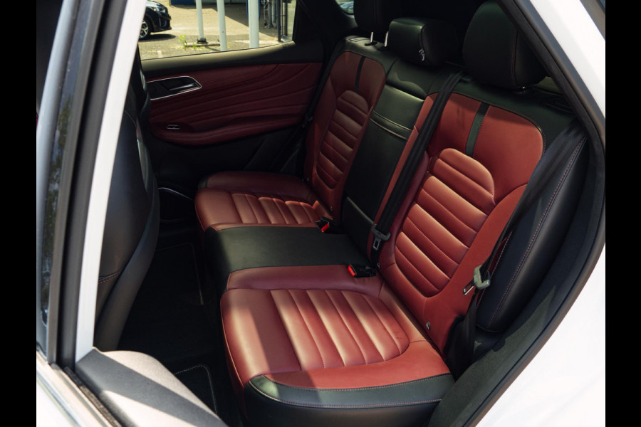 MG EHS 1.5 TGDI Luxury |Pano|Zwarte Hemel|360Cam|Carplay
