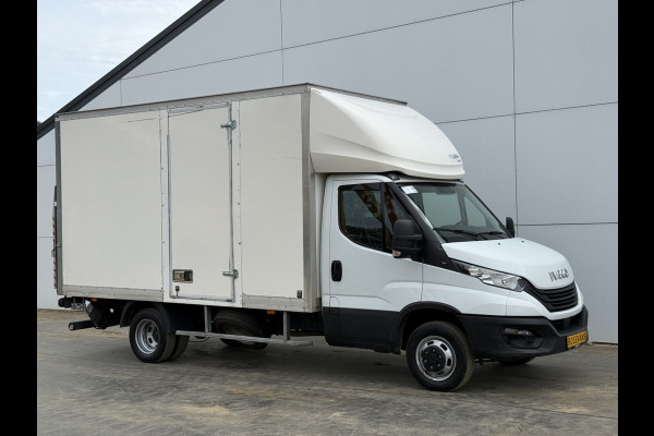 Iveco Daily 35C16 3.0 160pk Laadklep Bakwagen Dubbellucht Climate Control Cruise Control Camera Meubelbak Koffer