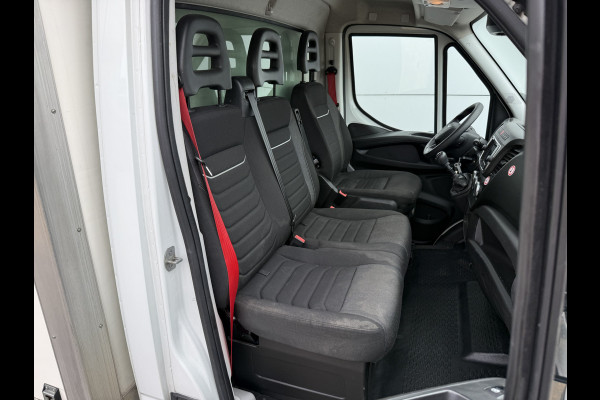 Iveco Daily 35C16 3.0 160pk Laadklep Bakwagen Dubbellucht Climate Control Cruise Control Camera Meubelbak Koffer