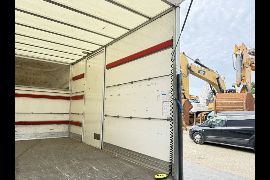 Iveco Daily 35C16 3.0 160pk Laadklep Bakwagen Dubbellucht Climate Control Cruise Control Camera Meubelbak Koffer