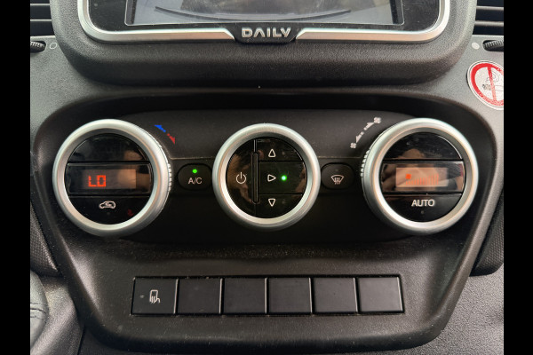 Iveco Daily 35C16 3.0 160pk Laadklep Bakwagen Dubbellucht Climate Control Cruise Control Camera Meubelbak Koffer