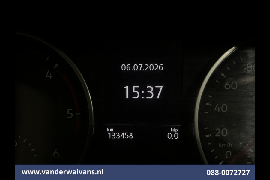 Volkswagen Crafter 2.0 TDI L3H3 L2H2 Euro6 Airco | Apple Carplay | Android Auto | Parkeersensoren Bijrijdersbank