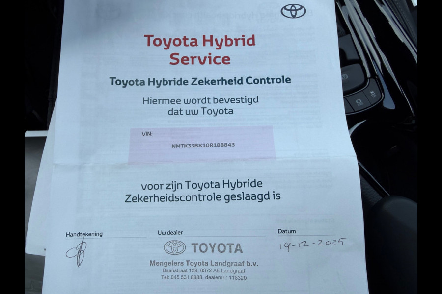 Toyota C-HR 1.8 Hybrid Style 122pk Bi-Tone, CarPlay, Camera, Stoel-stuurverw,