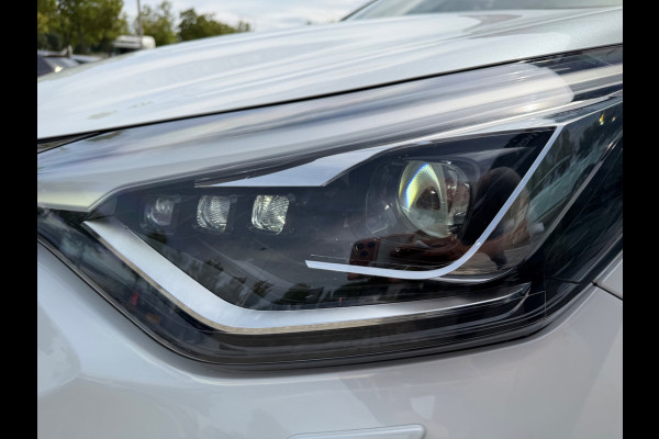 Toyota C-HR 1.8 Hybrid Style 122pk Bi-Tone, CarPlay, Camera, Stoel-stuurverw,