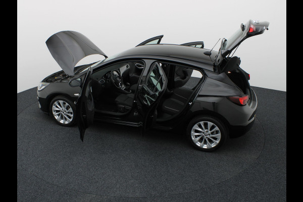 Opel Astra 1.2 Business Edition | Camera | AGR Stoel | Climate Control | Navi | Prijs Rijklaar!!