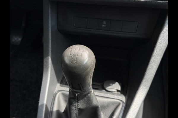 Volkswagen Caddy 2.0 TDI L1H1 | NL-auto | Trekhaak | Carplay | Navi | Cruisec. | Airco