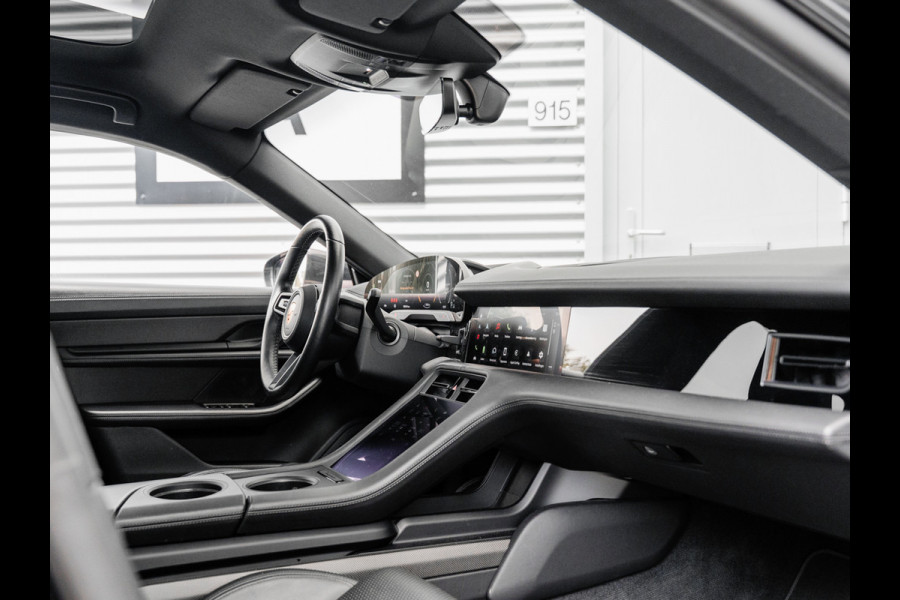 Porsche Taycan 4S Performance Boost 93 kWh | PANORAMA | SPORTDESIGN | 21" | BOSE