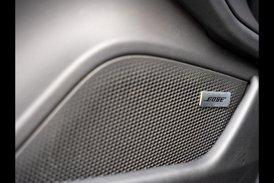 Porsche Taycan 4S Performance Boost 93 kWh | PANORAMA | SPORTDESIGN | 21" | BOSE