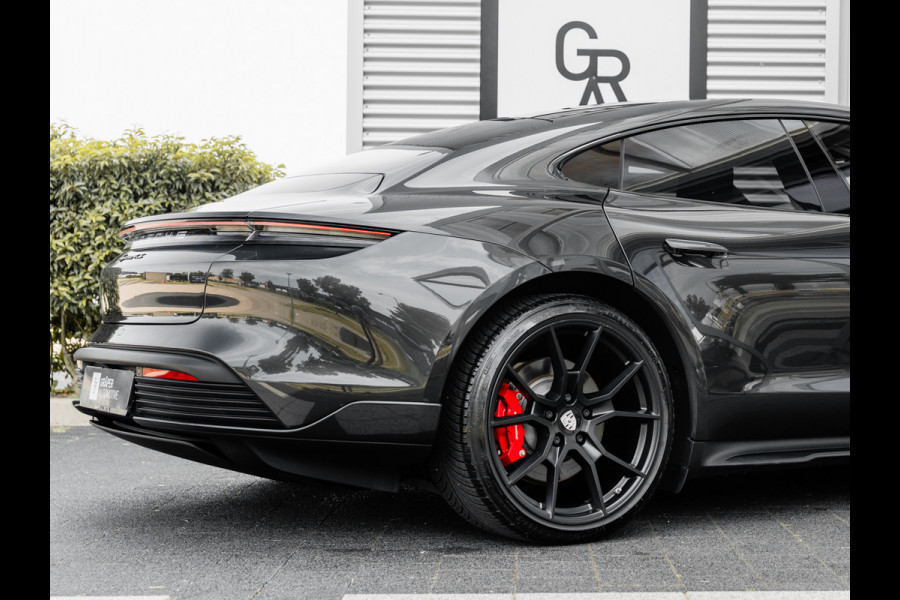 Porsche Taycan 4S Performance Boost 93 kWh | PANORAMA | SPORTDESIGN | 21" | BOSE