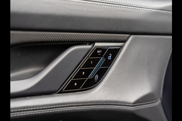 Porsche Taycan 4S Performance Boost 93 kWh | PANORAMA | SPORTDESIGN | 21" | BOSE