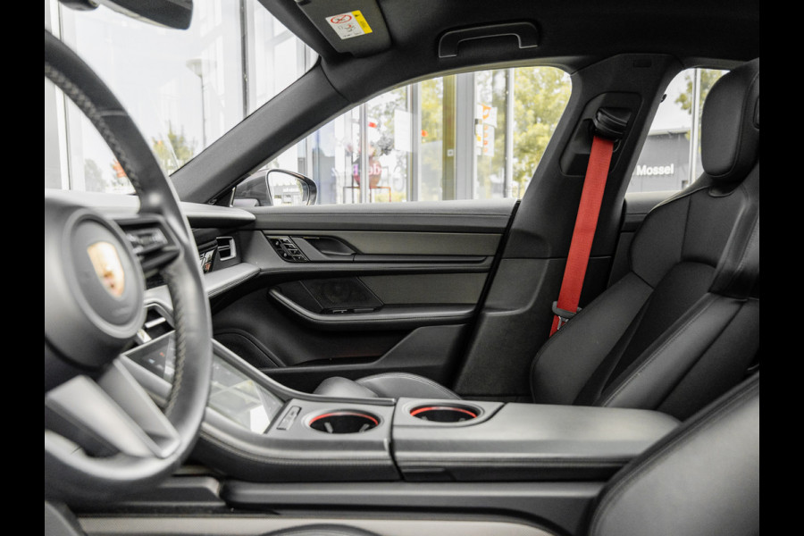 Porsche Taycan 4S Performance Boost 93 kWh | PANORAMA | SPORTDESIGN | 21" | BOSE