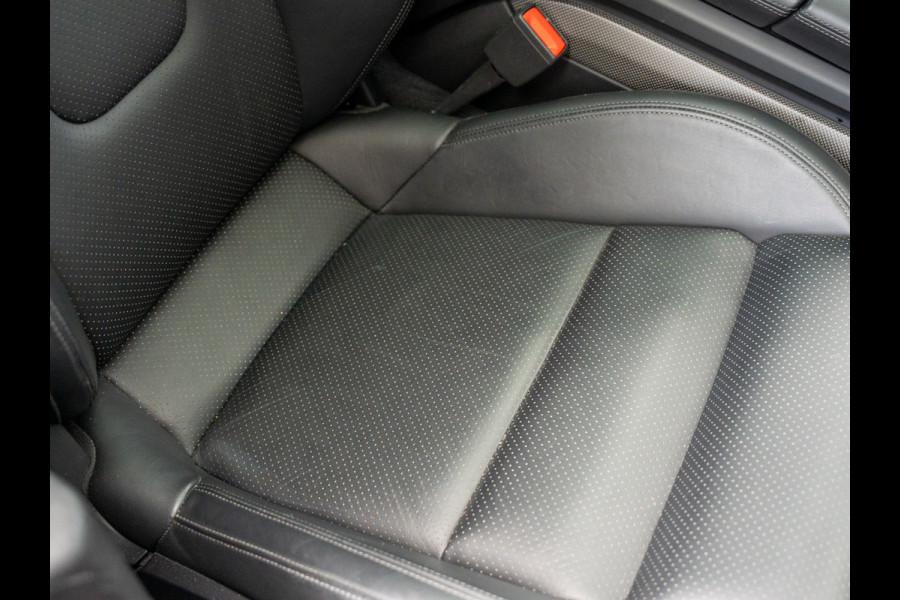 Porsche Taycan 4S Performance Boost 93 kWh | PANORAMA | SPORTDESIGN | 21" | BOSE