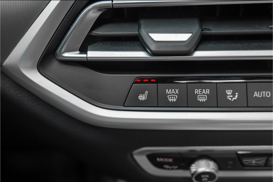 BMW X5 xDrive45e M-Sport Pano Laser LED ACC Trekhaak Memory 360°