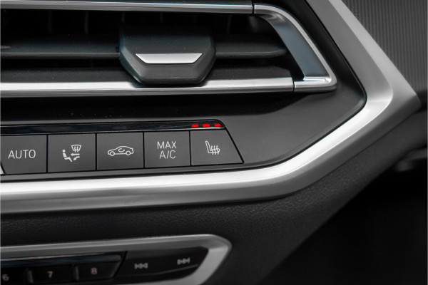 BMW X5 xDrive45e M-Sport Pano Laser LED ACC Trekhaak Memory 360°