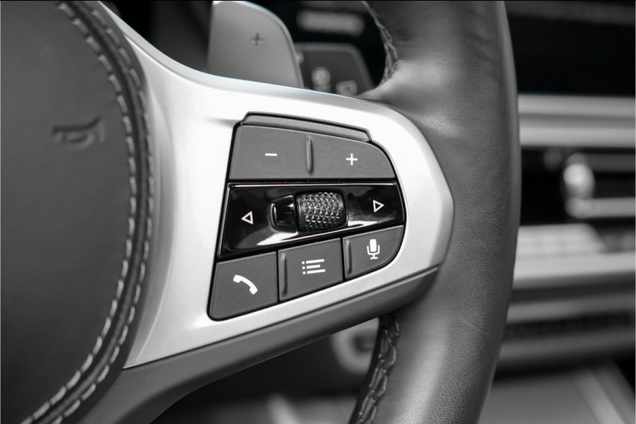 BMW X5 xDrive45e M-Sport Pano Laser LED ACC Trekhaak Memory 360°
