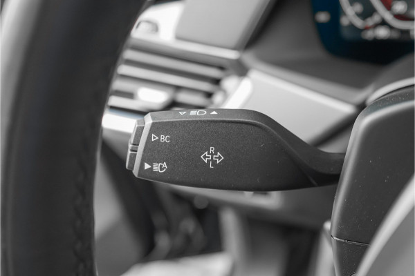 BMW X5 xDrive45e M-Sport Pano Laser LED ACC Trekhaak Memory 360°