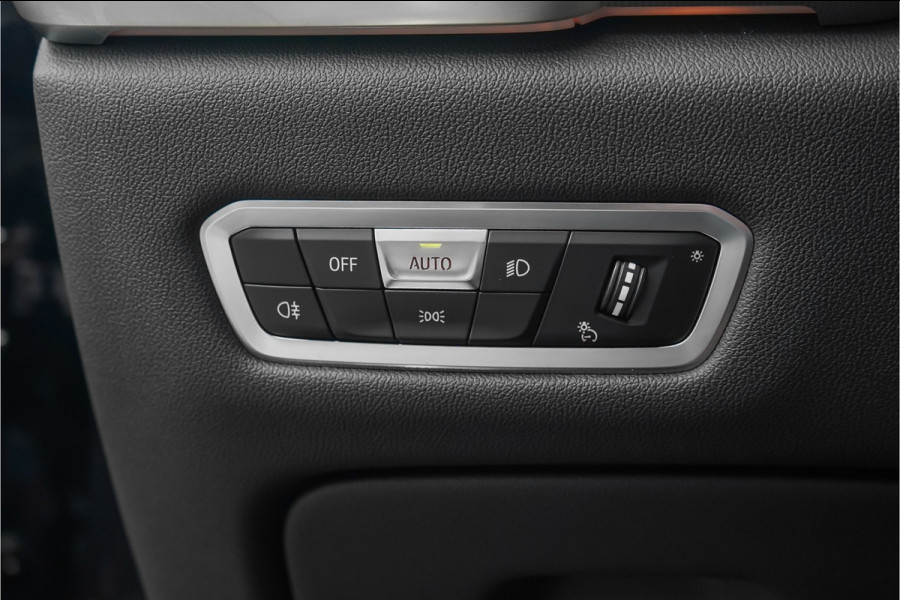 BMW X5 xDrive45e M-Sport Pano Laser LED ACC Trekhaak Memory 360°