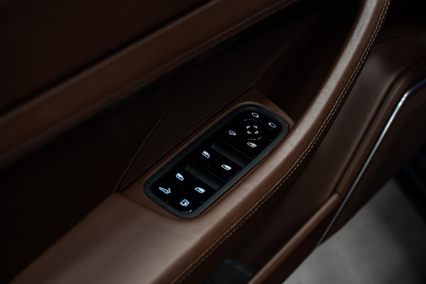 Porsche Panamera Sport Turismo 4.0 Turbo S E-Hybrid *Keramisch / Stoelventilatie / Vierwiel-besturing / Panorama / BOSE / Sport-uitlaatsysteem*