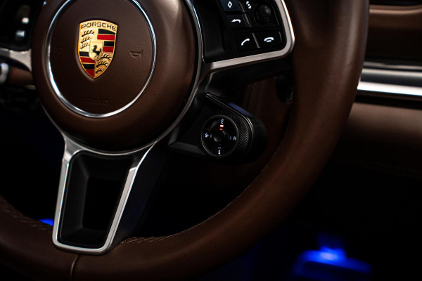 Porsche Panamera Sport Turismo 4.0 Turbo S E-Hybrid *Keramisch / Stoelventilatie / Vierwiel-besturing / Panorama / BOSE / Sport-uitlaatsysteem*
