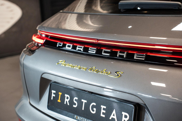 Porsche Panamera Sport Turismo 4.0 Turbo S E-Hybrid *Keramisch / Stoelventilatie / Vierwiel-besturing / Panorama / BOSE / Sport-uitlaatsysteem*