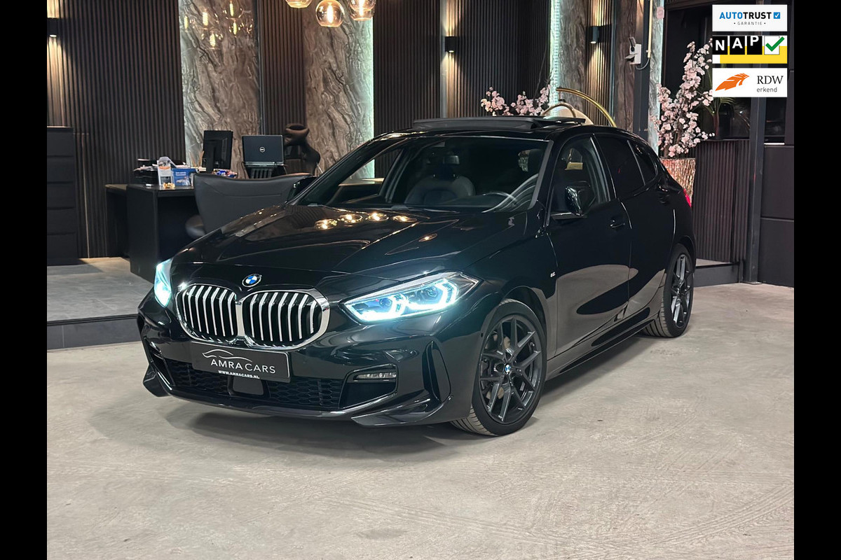 BMW 1-serie 118i M pakket|PANO|SFEERVERLICHTING|BOMVOL!