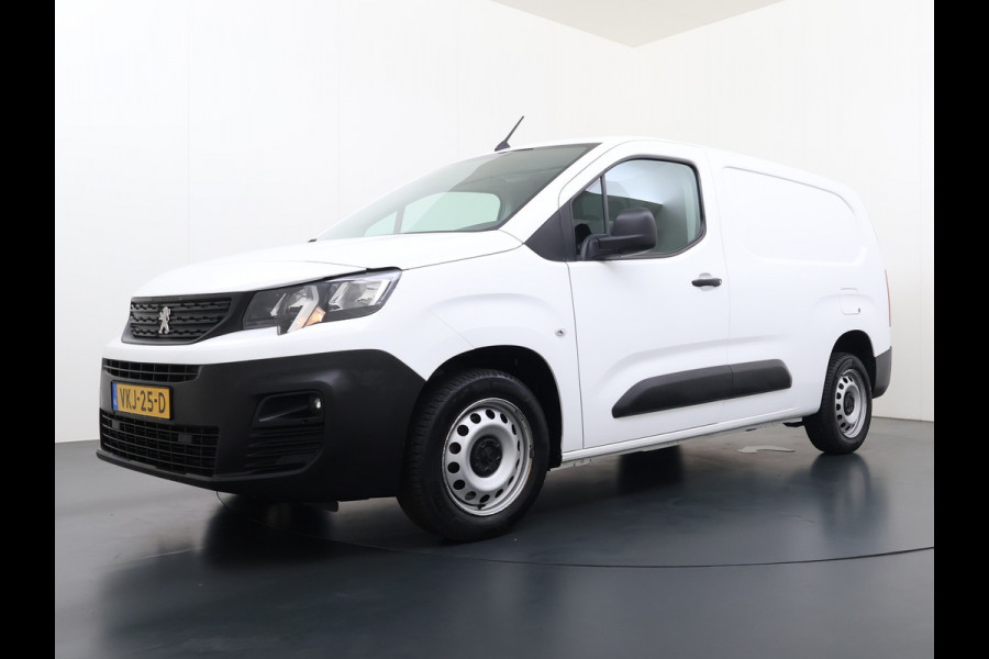Peugeot Partner 1.5HDI 102PK Lang 3D-Navi Airco Apple Carplay Android Auto Cruise Control Pdc Premium Bluetooth DAB Tussenwand Schuifdeur Achterdeuren Euro 6 1e Eigenaar Dealeronderhouden Origineel Nederlandse Auto