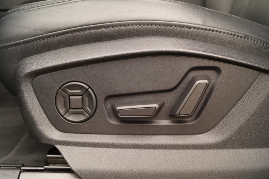 Audi Q8 55 TFSI Quattro Hybrid ProLine S-Line -PANO-LEER-