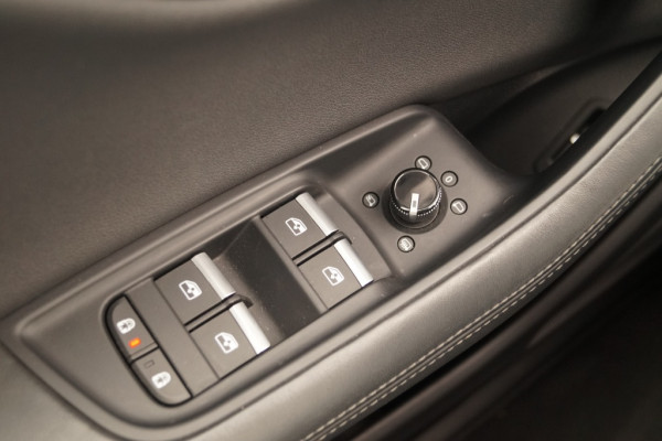 Audi Q8 55 TFSI Quattro Hybrid ProLine S-Line -PANO-LEER-