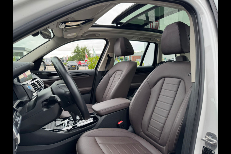 BMW iX3 Executive 80 kWh | Pano dak | Camera | Tabacco leder | ACC | SOH 98%