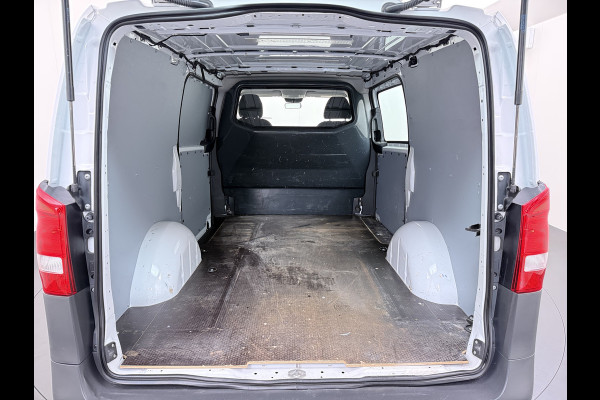 Mercedes-Benz Vito 114CDI Automaat Lang 2X Schuifdeur Trekhaak Imperiaal Navi Camera Cruise Control Airco Bluetooth Pdc Euro 6 Betonplex Vloer Wandbetimmering 1e Eigenaar Origineel Nederlandse Auto