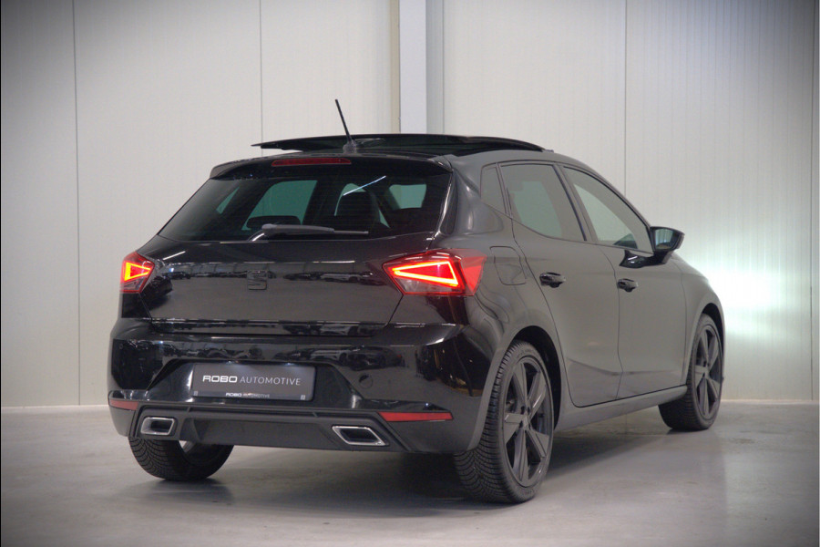 Seat Ibiza 1.5 TSI FR Business Intense Plus | Panoramadak | Stoelverwarming | Apple Carplay | Adaptive Cruise Control | Camera | Navigatie | Ambiance Verlichting | Parkeersensoren | DAB | Digitale Tellers | Dealer Onderhouden