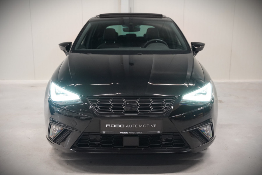 Seat Ibiza 1.5 TSI FR Business Intense Plus | Panoramadak | Stoelverwarming | Apple Carplay | Adaptive Cruise Control | Camera | Navigatie | Ambiance Verlichting | Parkeersensoren | DAB | Digitale Tellers | Dealer Onderhouden