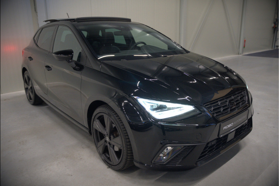 Seat Ibiza 1.5 TSI FR Business Intense Plus | Panoramadak | Stoelverwarming | Apple Carplay | Adaptive Cruise Control | Camera | Navigatie | Ambiance Verlichting | Parkeersensoren | DAB | Digitale Tellers | Dealer Onderhouden