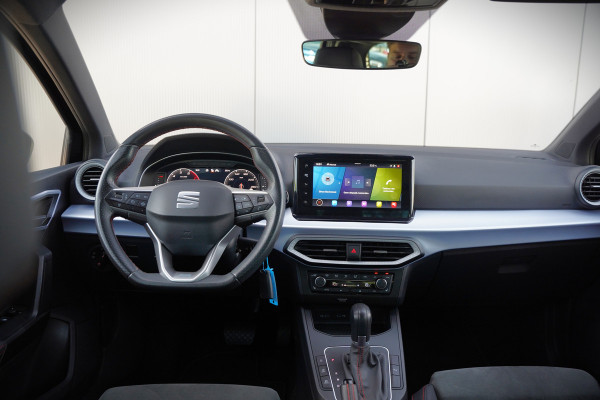 Seat Ibiza 1.5 TSI FR Business Intense Plus | Panoramadak | Stoelverwarming | Apple Carplay | Adaptive Cruise Control | Camera | Navigatie | Ambiance Verlichting | Parkeersensoren | DAB | Digitale Tellers | Dealer Onderhouden
